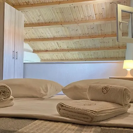 Apartment Royals 2 Nikiti (Sithonia)